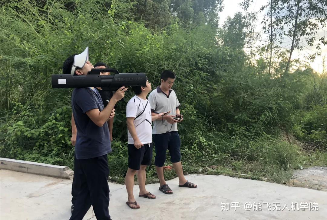 黑飞终结者|能飞无人机反制设备,让“黑飞”无所遁形 - 知乎