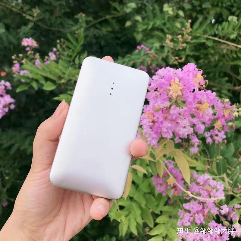 怎么选择一款好的电子烟 v2-ca16d2b1e5da382a3565fe4d1334897e_r.jpg