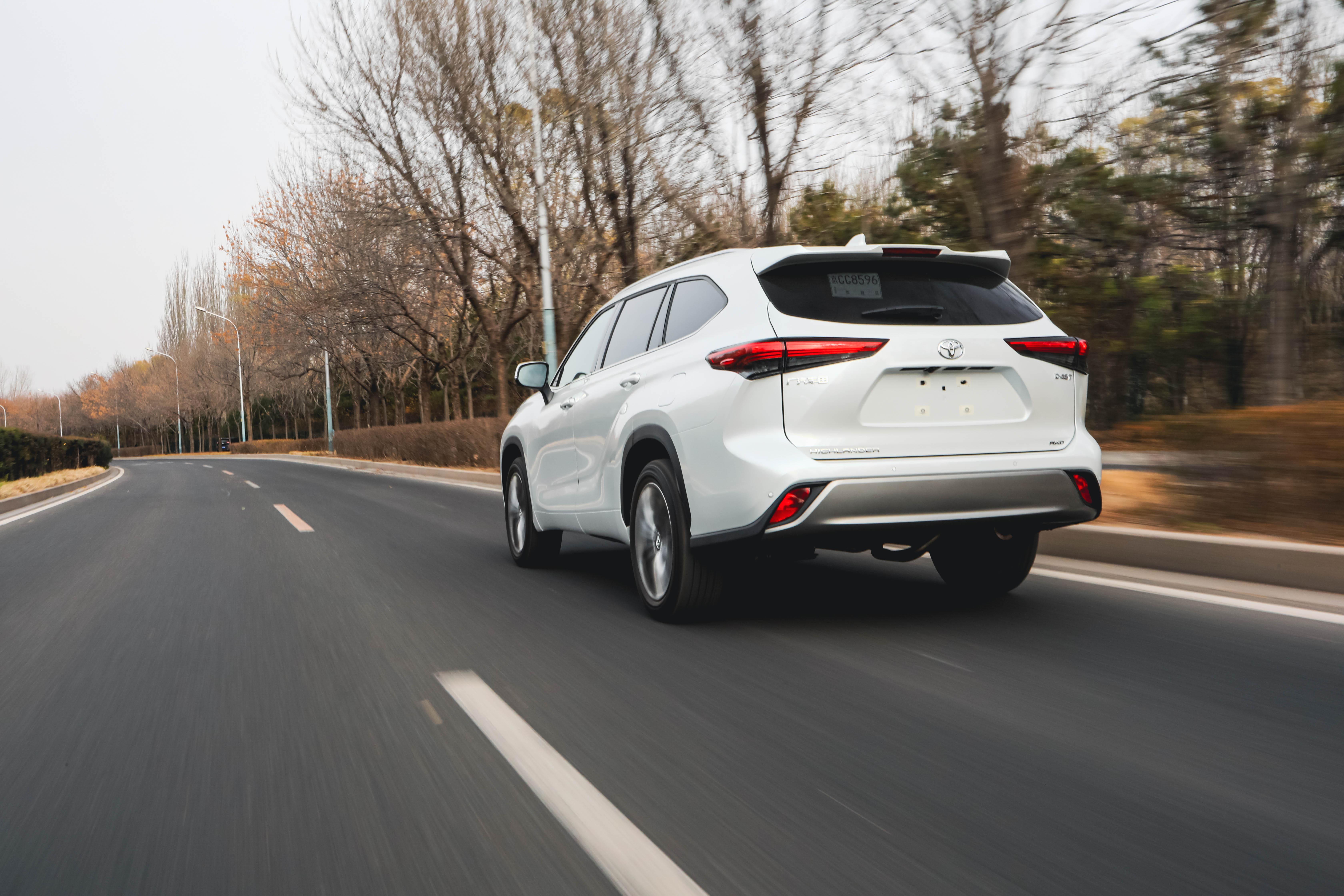 价格贵了,第四代汉兰达380t值不值得购买?