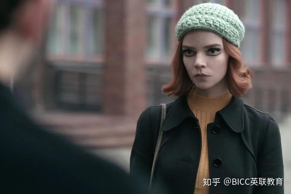 这句话出自女主角 beth 的回忆场景,是 beth 已逝的生母对著年幼的