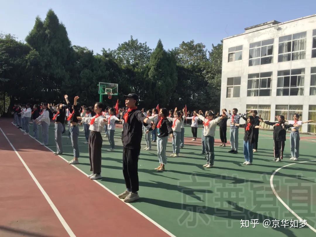 永州服装学校活力飞扬展风采记2020届新生广播体操比赛活动