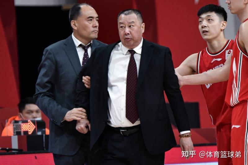 67吴庆龙并不满意球员的表现69