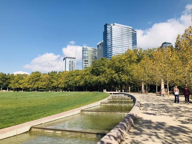 多彩的西雅图盛名的酒庄