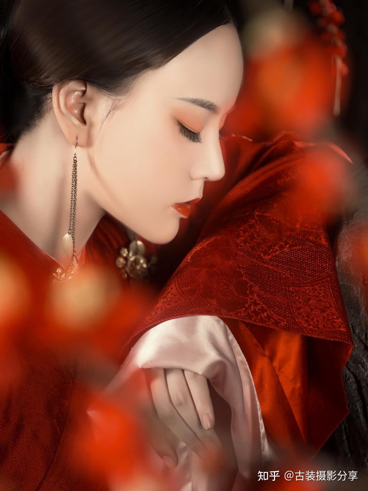 盘子女人坊古装写真扶摇穿出最美红衣女子