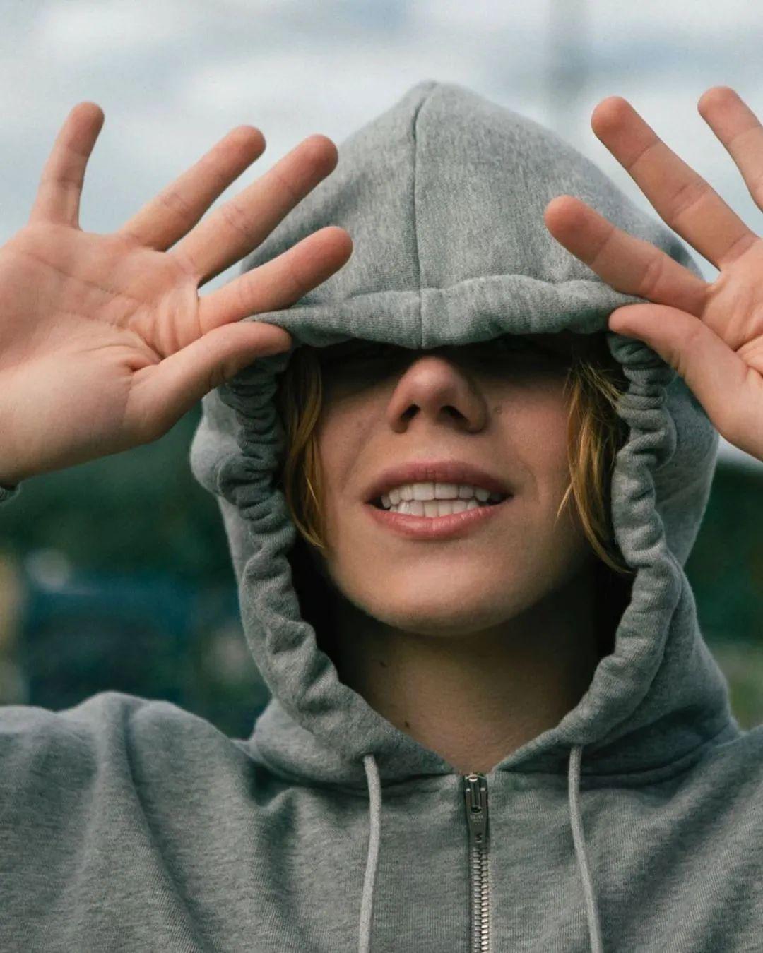 下一个比伯不他是00后潮流偶像thekidlaroi