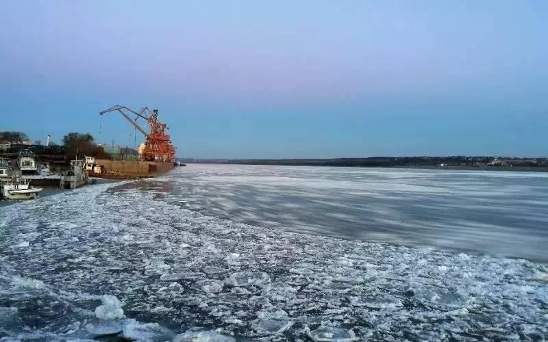 人像悬浮照、慢门风光怎么拍,照片案例点评(人