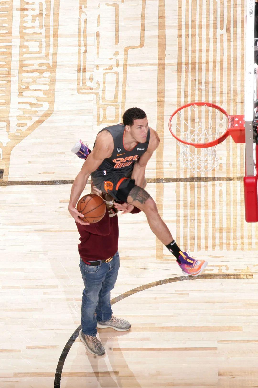 无冕之王丨阿隆戈登高清壁纸赏析