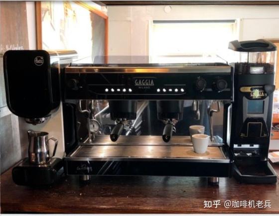 GAGGIA 半自动咖啡机 - 知乎