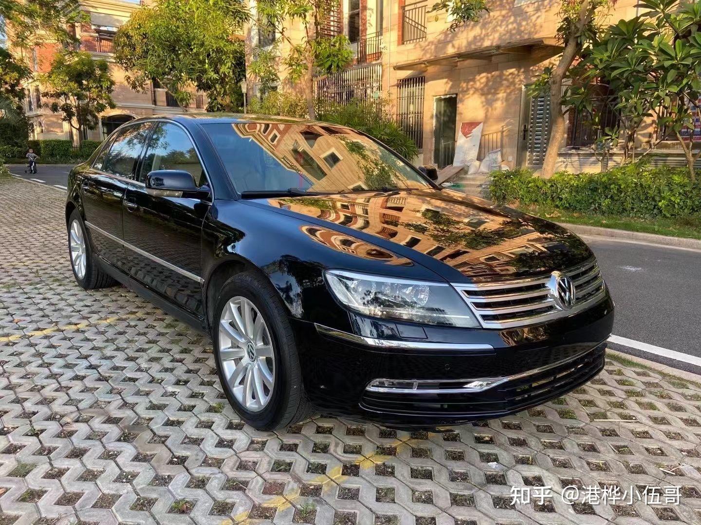 13款大众辉腾v842德版黑色米内四座版无匙升降电吸门防撞功能桃木方向