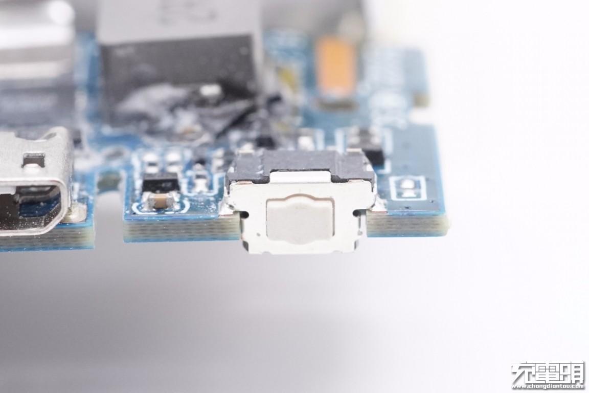 拆解报告:MI小米口袋版10000mAh 22.5W快充移动电源  第36张 拆解报告:MI小米口袋版10000mAh 22.5W快充移动电源  第36张