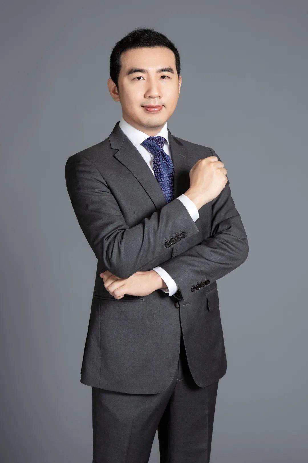 广发基金李耀柱以全球视野挑选持续进化体