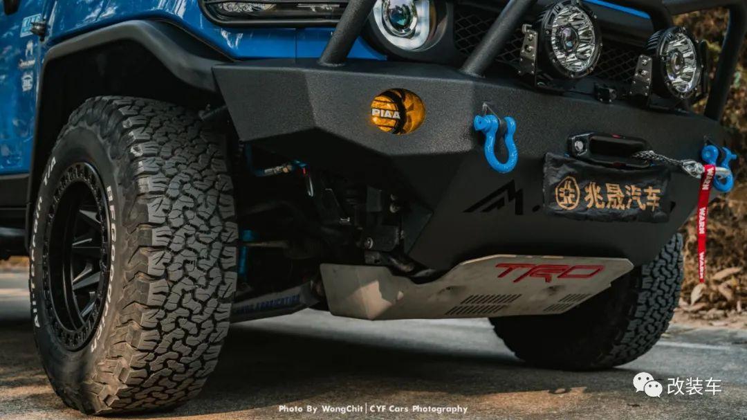 玩越野还得看它！丰田FJ酷路泽尽显猛男真本色-丰田fj酷路泽易车网
