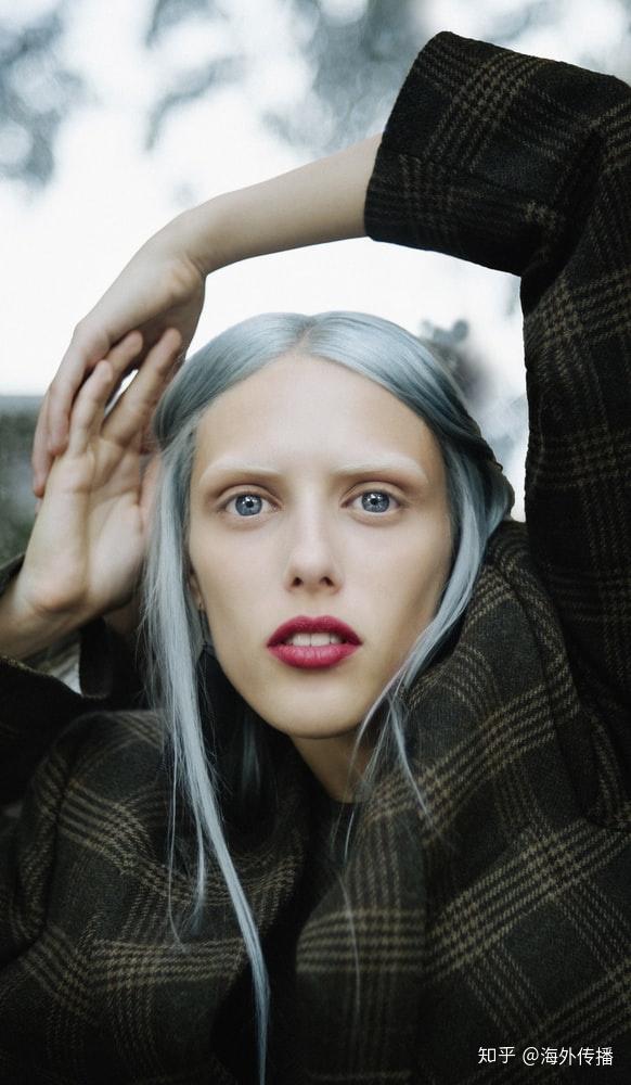 女演员shraddha arya删除了她所有的tiktok帖子,除了其中一个列出了她