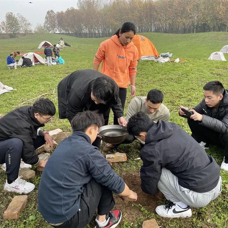 露营野炊图片