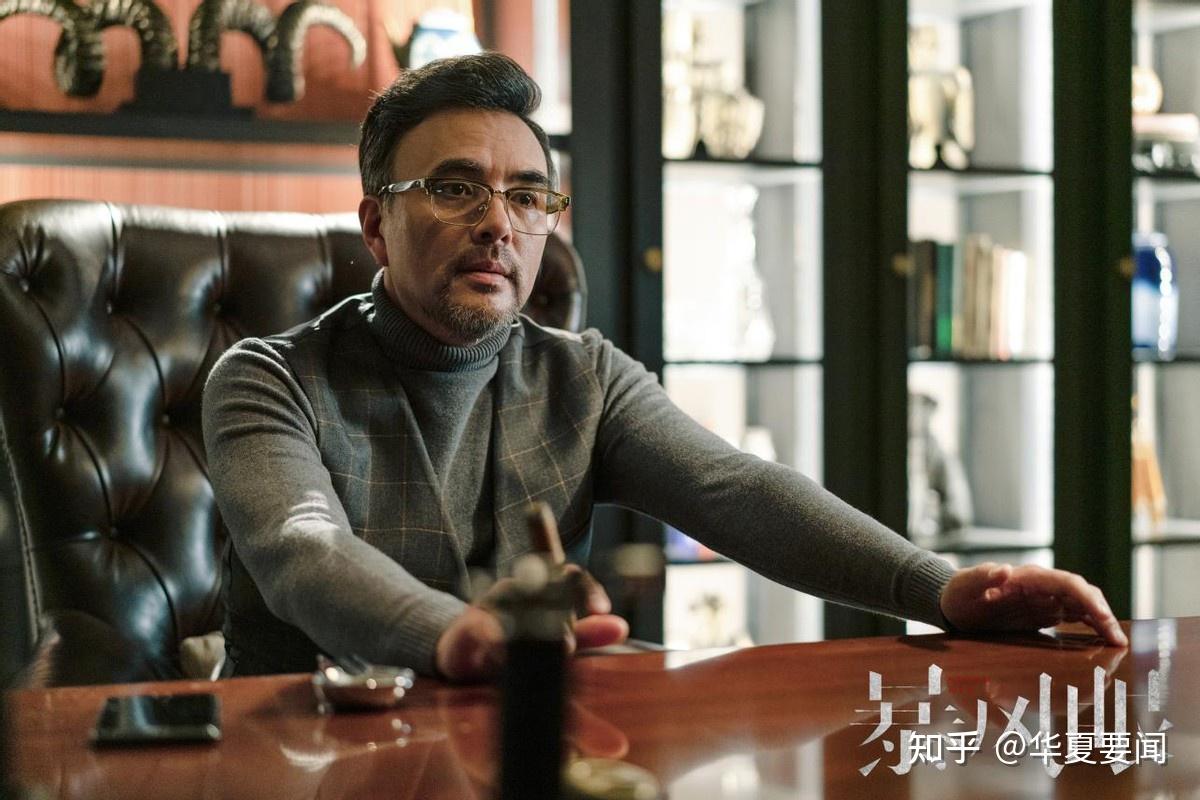 暴风眼落幕张磊演绎阴险间谍吊足全剧悬念