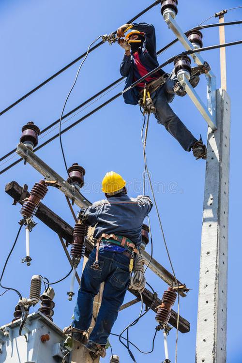 在合肥想考低壓高壓電工證在哪報名多少錢難不難