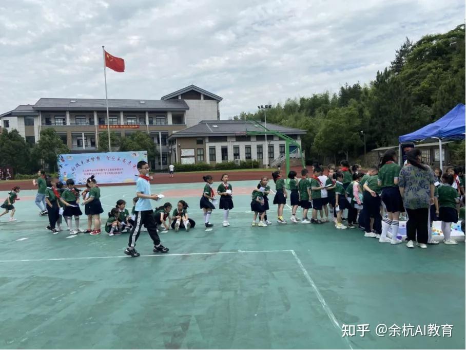 特别的六一百丈小学科技节人工智能游园活动