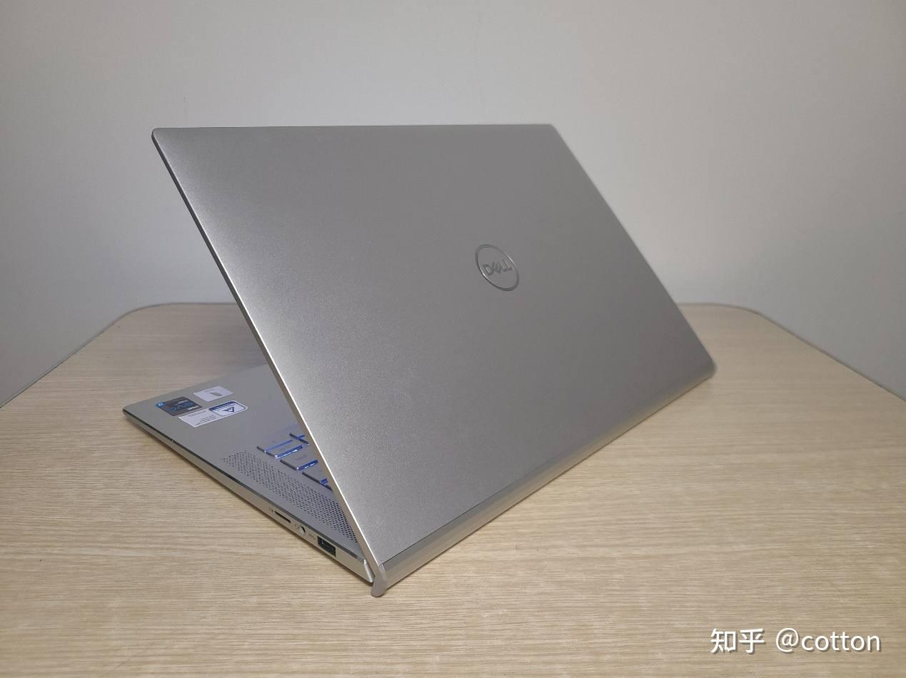 长续航轻薄办公本戴尔灵越7400简评