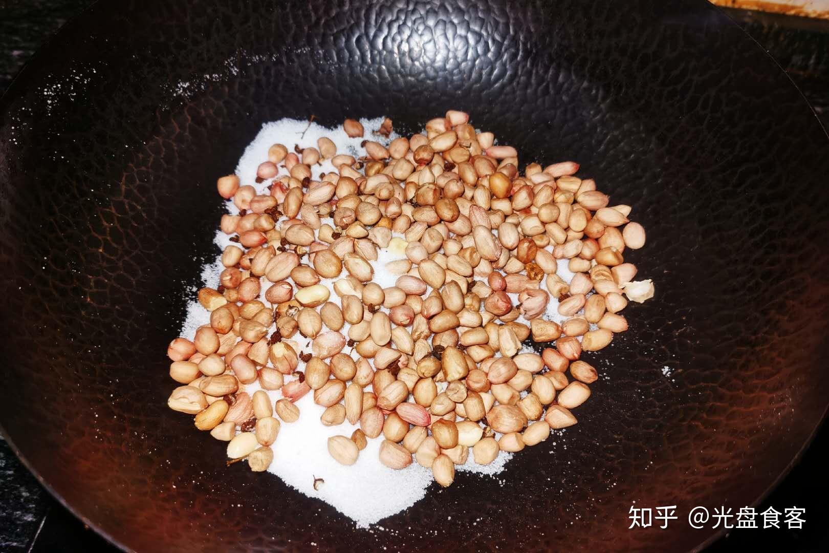 童年吃的挂霜花生米，简单易做，一学就会，回忆的味道
