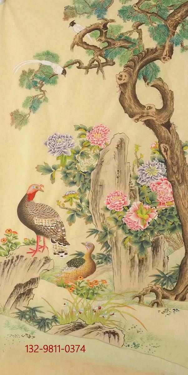 韩梅自幼酷爱绘画艺术,历经二十余载艰辛而不渝,曾得到画家师恩钊