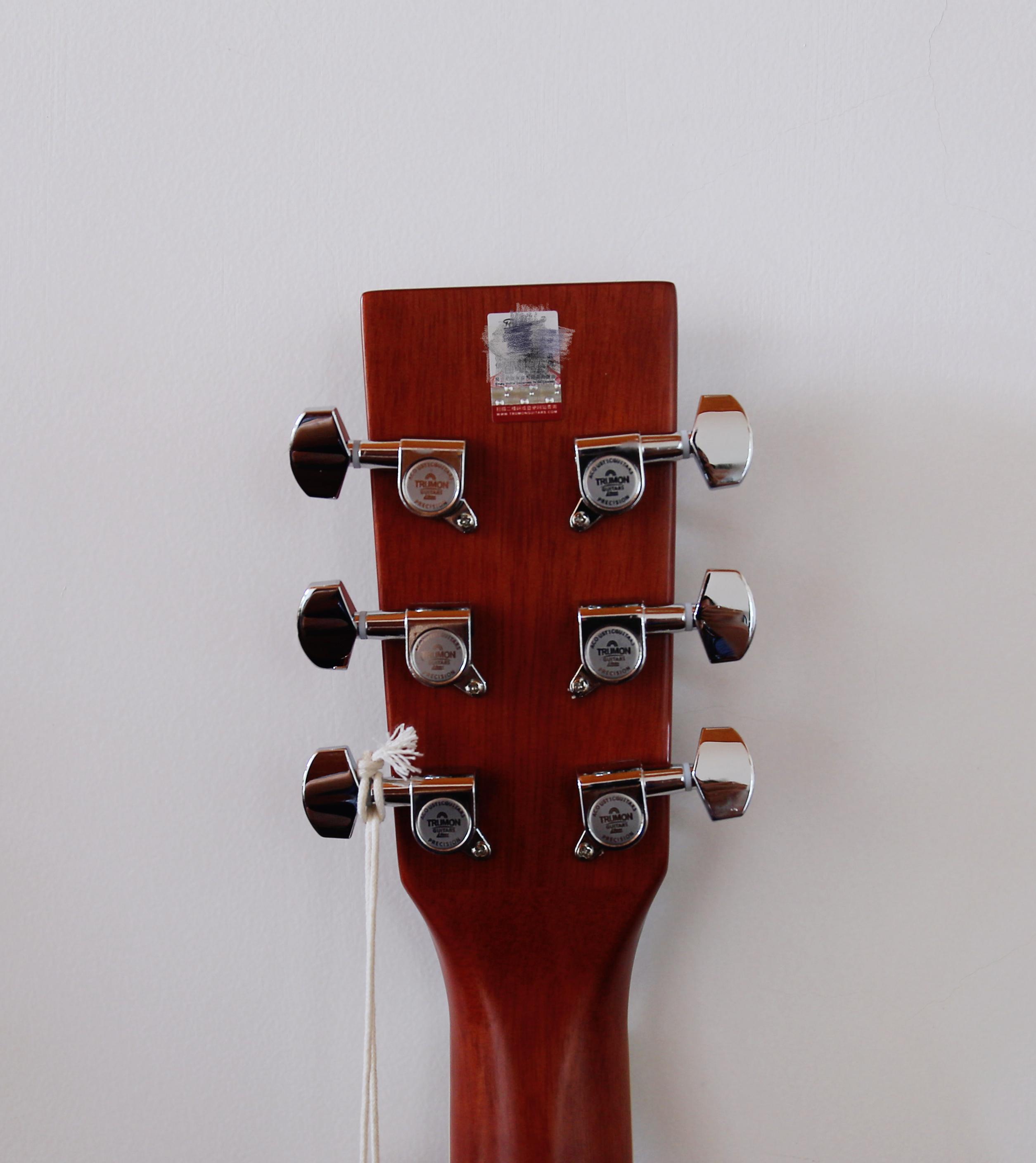 【乐器番外篇四:实物开箱】合板吉他卷起来了?