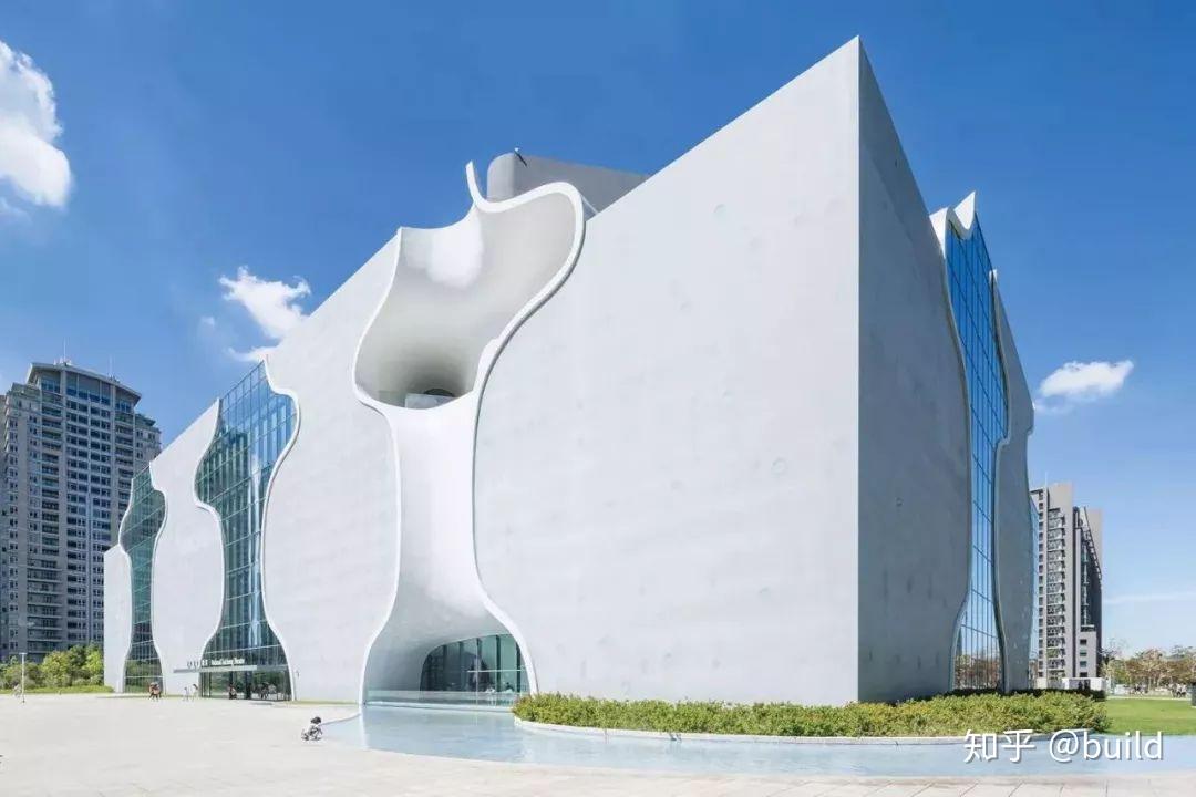 普利策克奖大师作品系列伊东丰雄作品选集