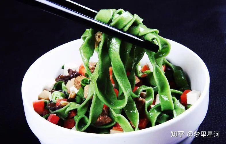槐叶冷淘:让大诗人杜甫也念念不忘的消夏美食 - 知乎