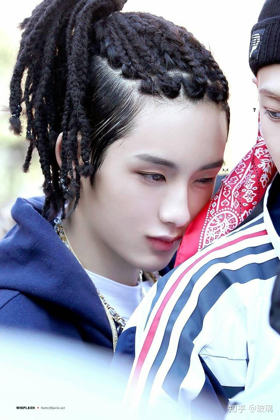 董思成的女友粉多还是妈粉多?