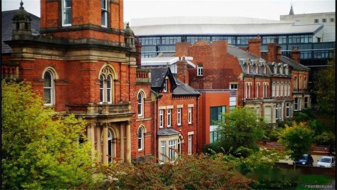 【英国留学】之利兹大学! - 知乎