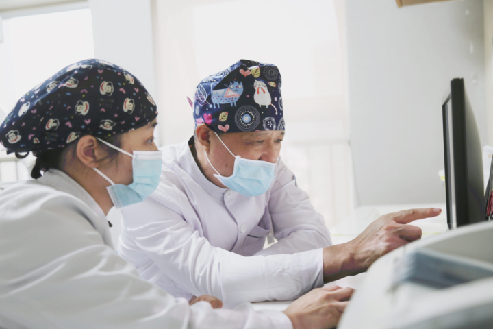 怎么样才能成为医学教授 v2-cd18490a263dda75cbda30748de30bb9_1440w.jpg?source=172ae18b