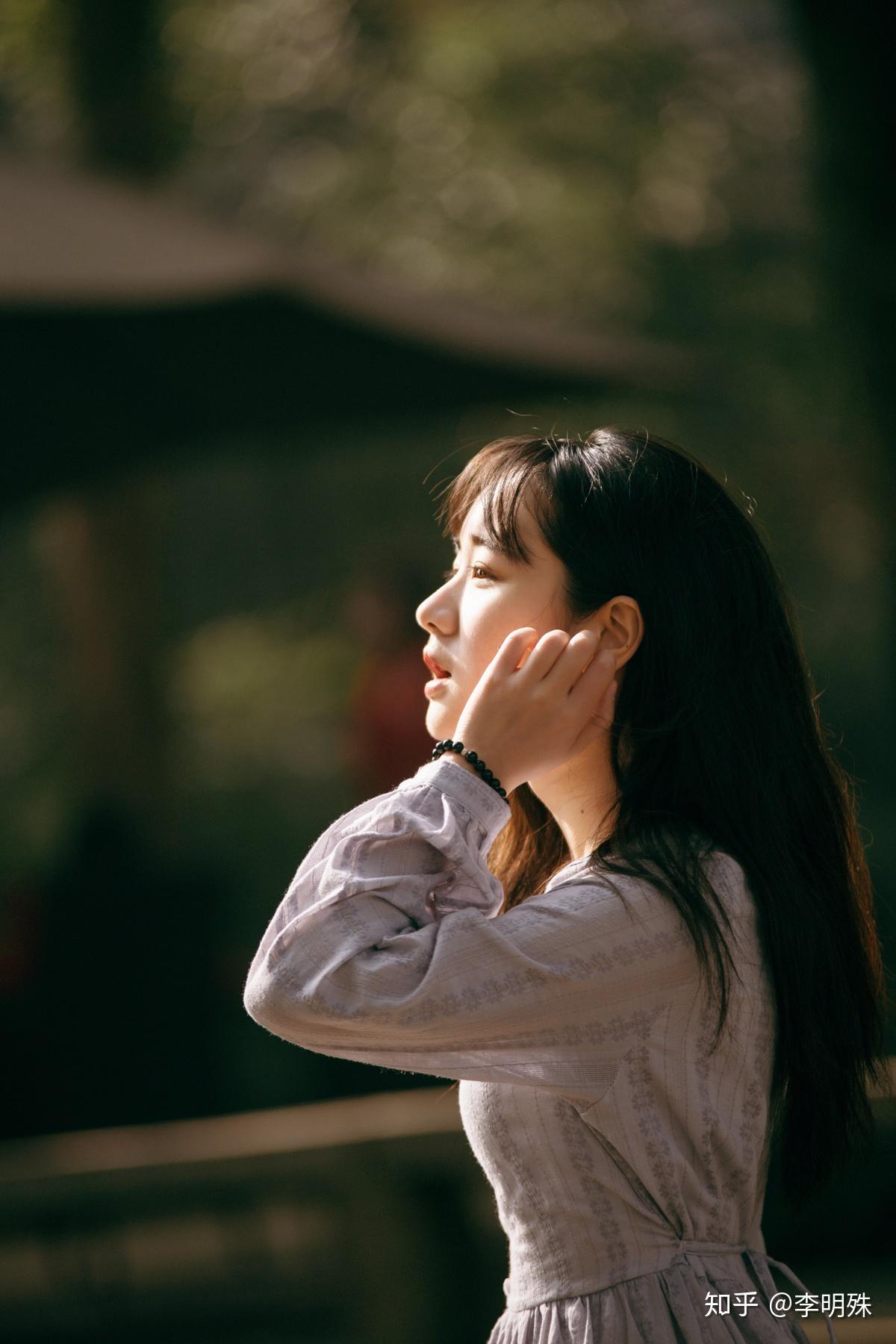 第一张人像照片先来个背景虚化吧景深光圈及散景