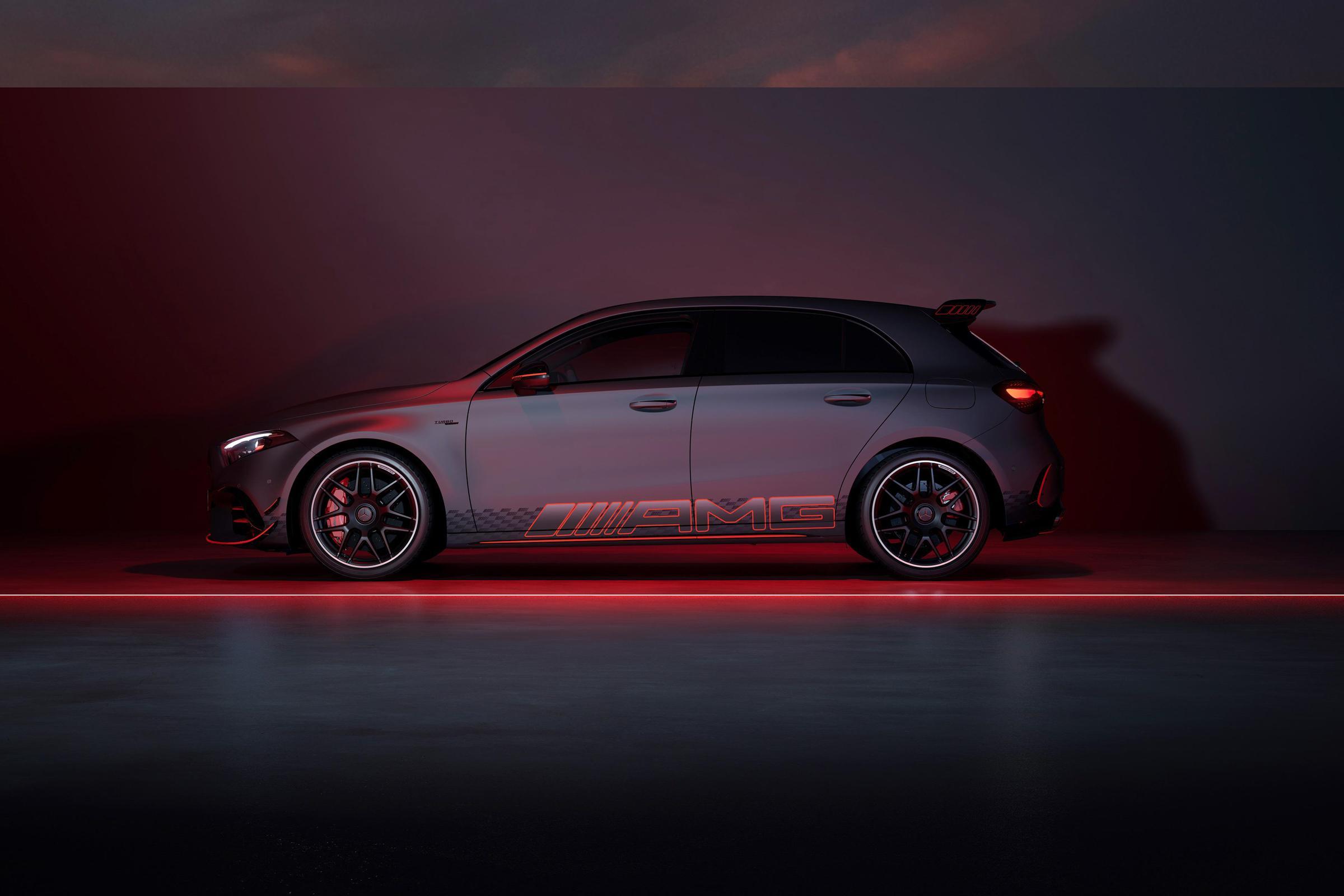 搭载最强20t动力新款奔驰小钢炮上市售价5078万