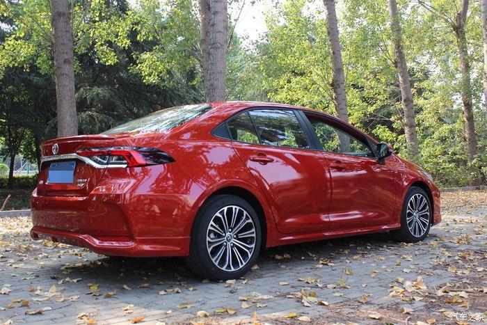 喜迎新年红色卡罗拉新年首贴