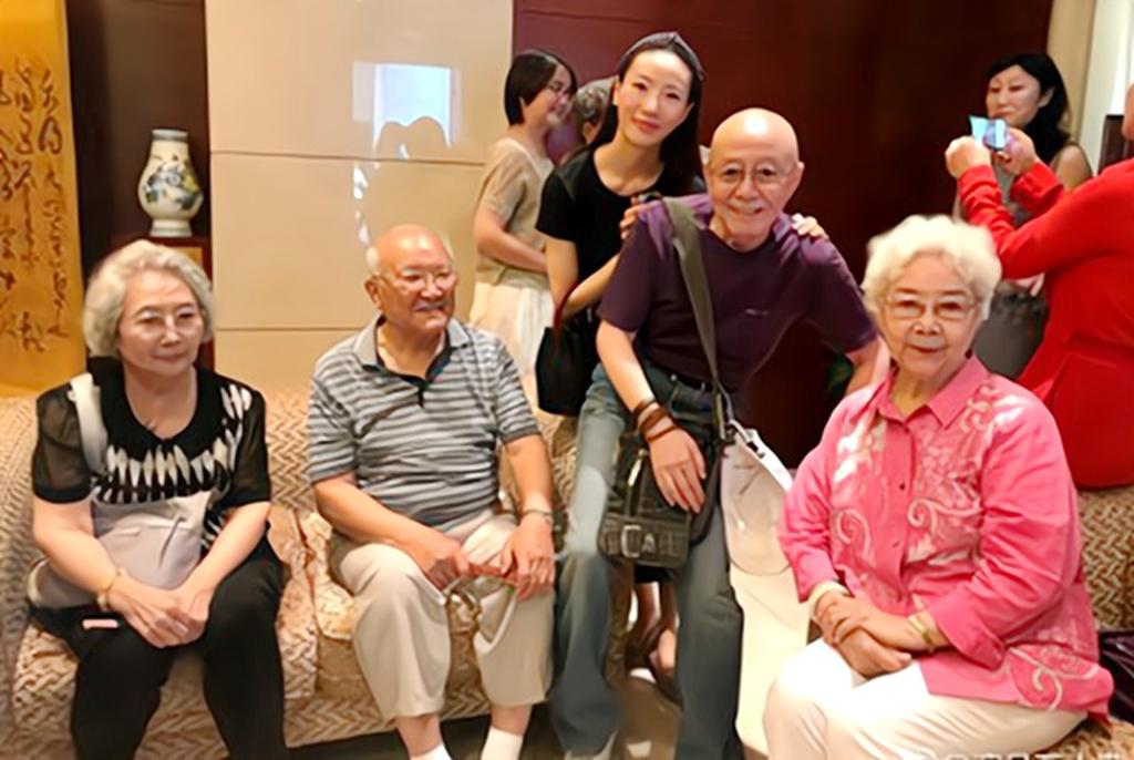 在健在的几个人中,江书记饰演者赵汝平年龄最大,已经92岁了.