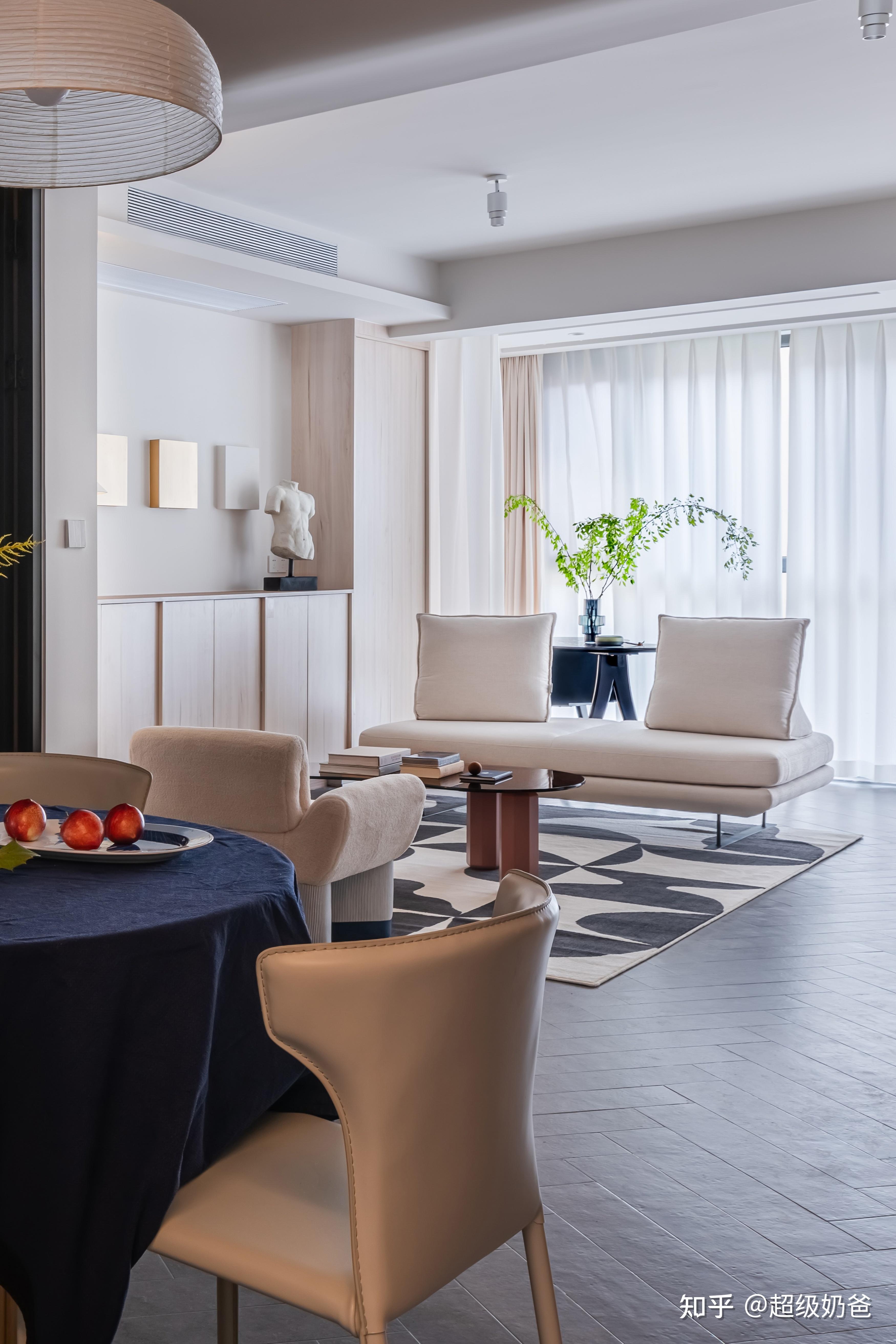 89㎡一家三口素雅的软装围合式布局让生活在这里慢下来