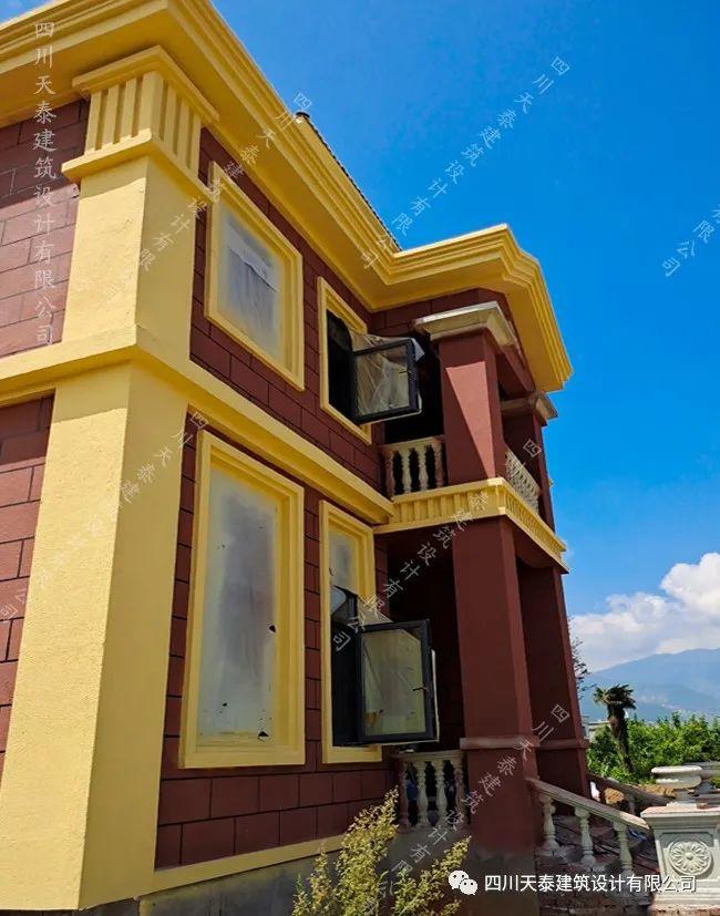 凉山西昌三层藏式风格简欧别墅完工实景西昌施工队建乡村别墅图