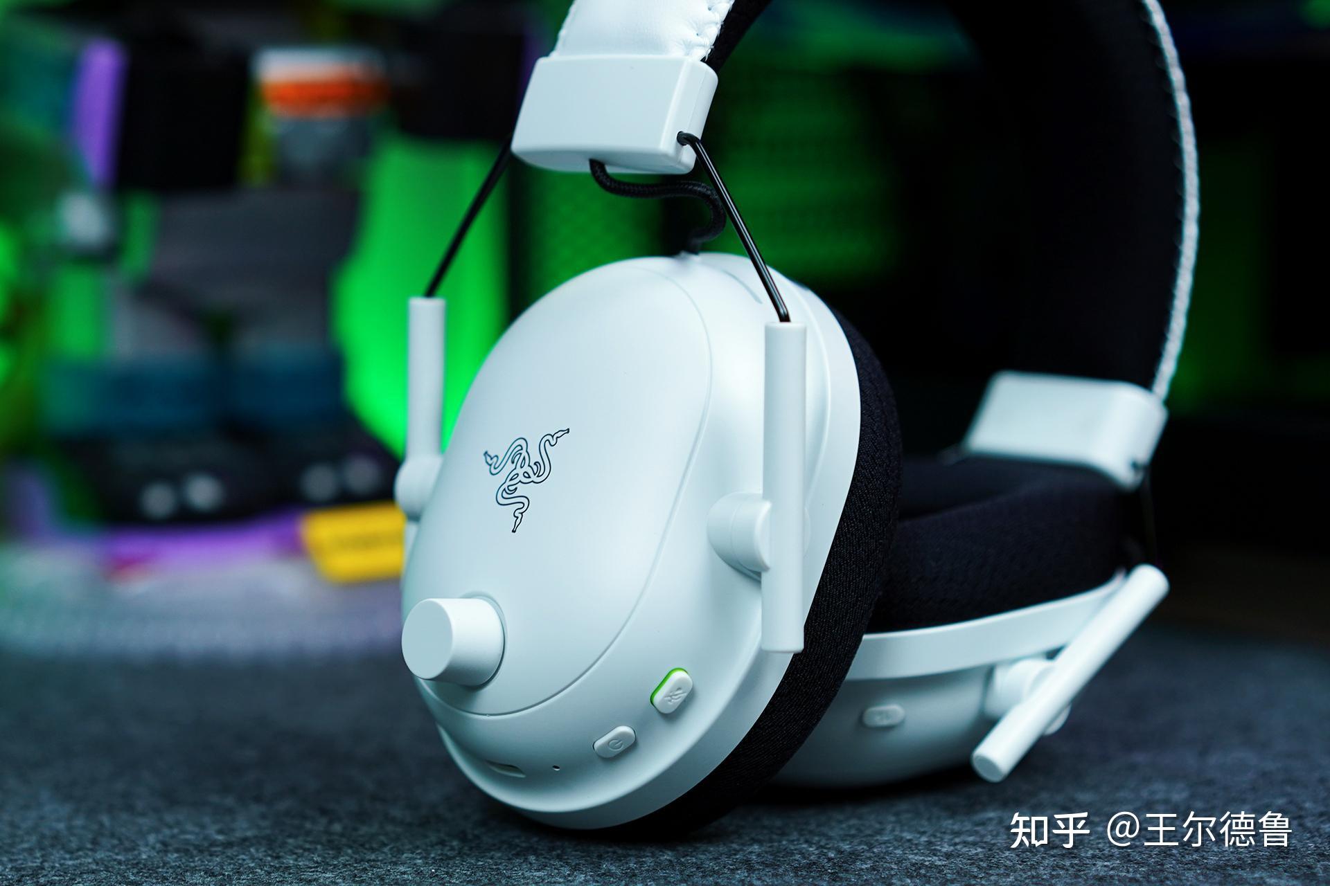 更低的延迟,更快的响应,雷蛇旋风黑鲨v2专业版无线游戏耳机体验