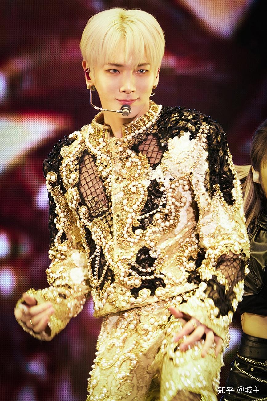 SHINee KEY 1 8 is-lionel-messi-the-greatest-of-all-time-infoupdate