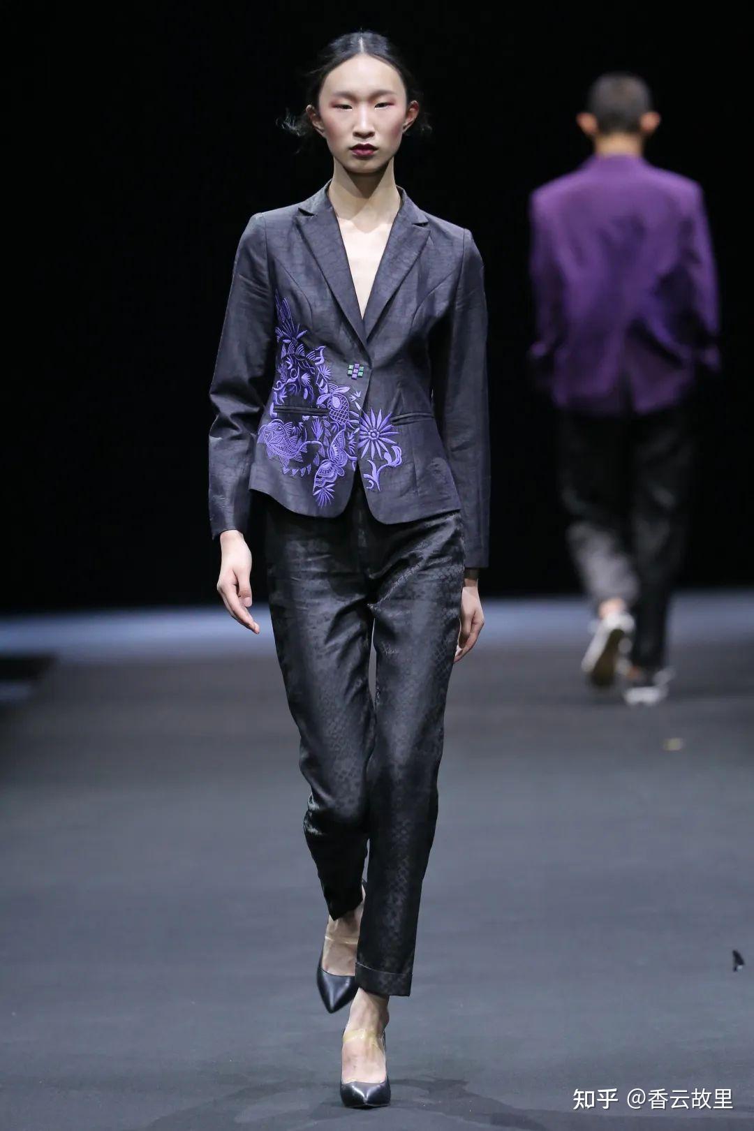 香云纱西装 | 可以柔美知性,也可以果敢坚定 - 知乎