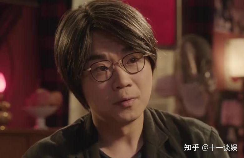 大鹏与新欢逛街被拍,女方面部圆润近照显老,曾被曝已再婚生子 - 知乎