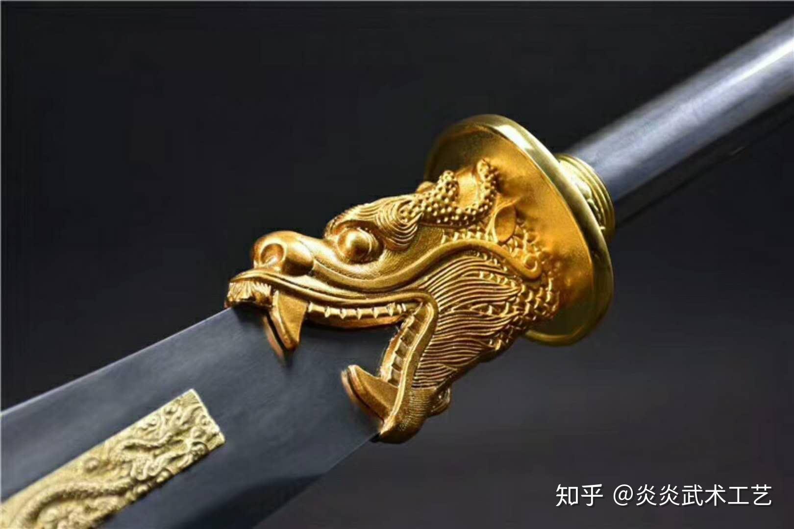 新款:天罡刀(关公刀)   .全长: 215cm      刃长:54.5cm    .