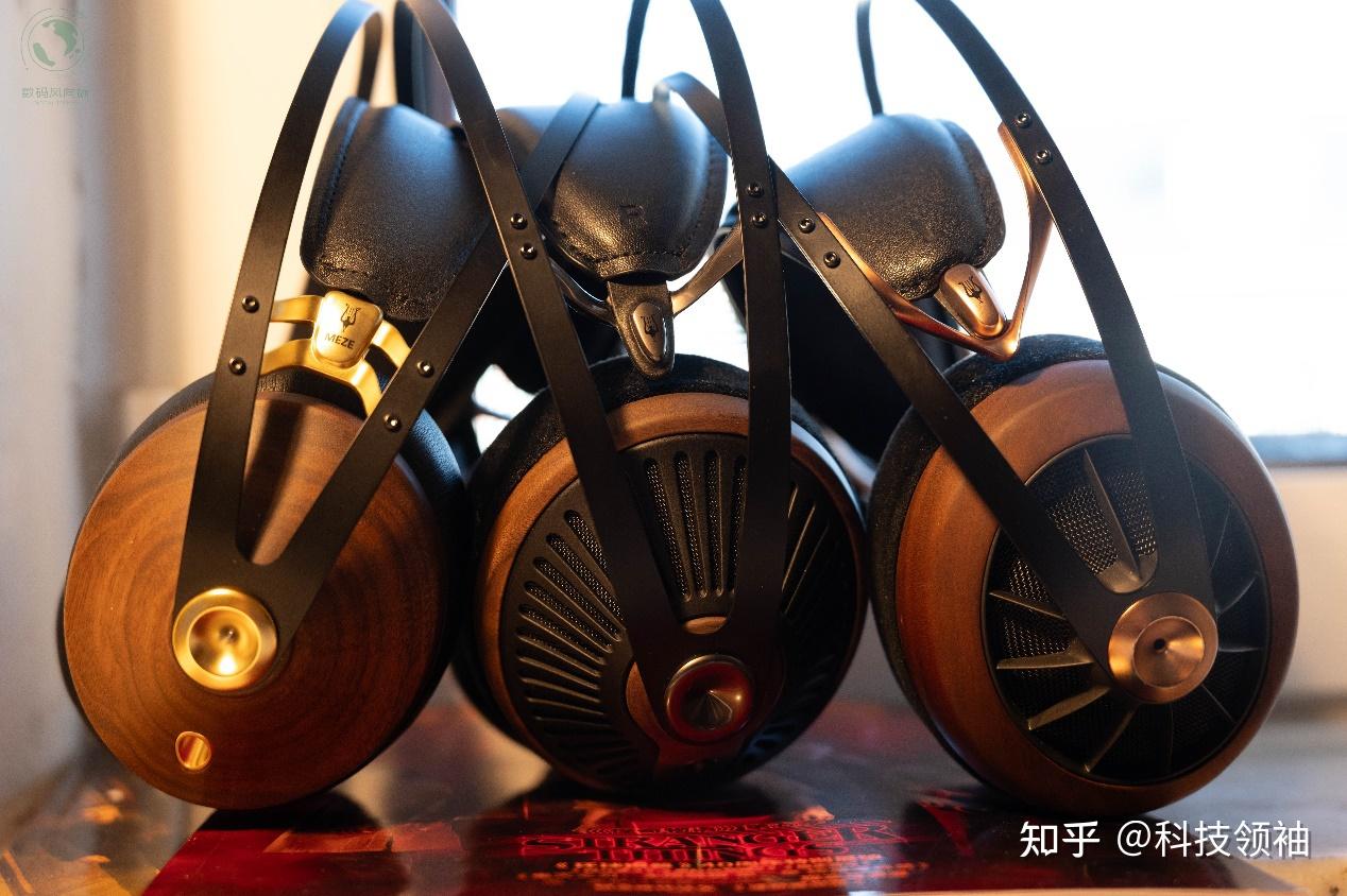 木碗里的声音哲学:我与Meze 99 Classics、105 SILVA和109Pro的交流