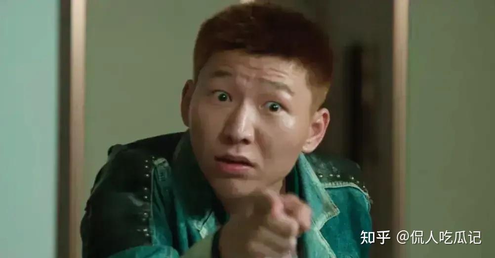 演员阿如那:30岁靠神演技因《狂飙》出圈,可惜长相太丑被群嘲