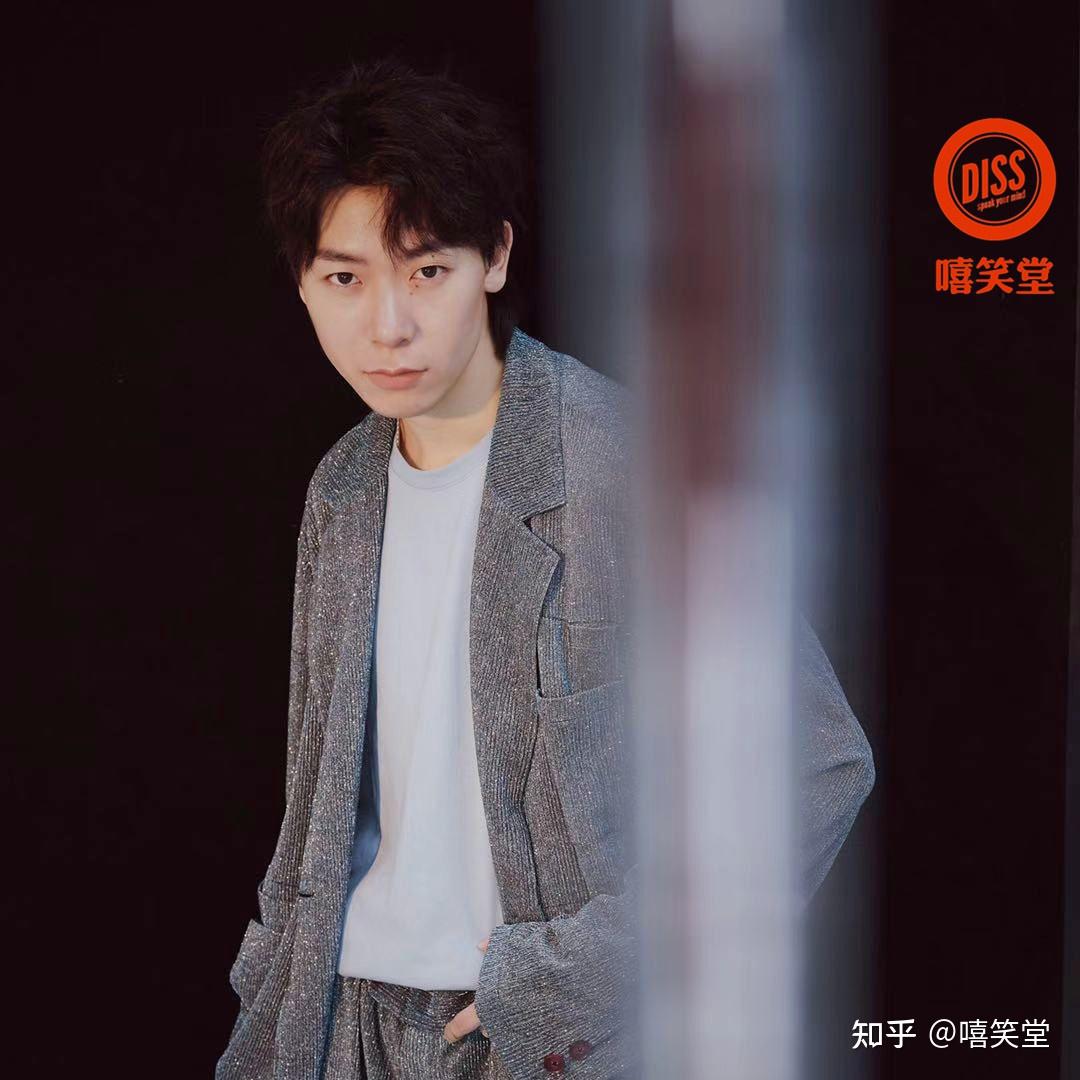 亲自下场!福克斯回应“一个人搞垮两个厂牌” - 知乎