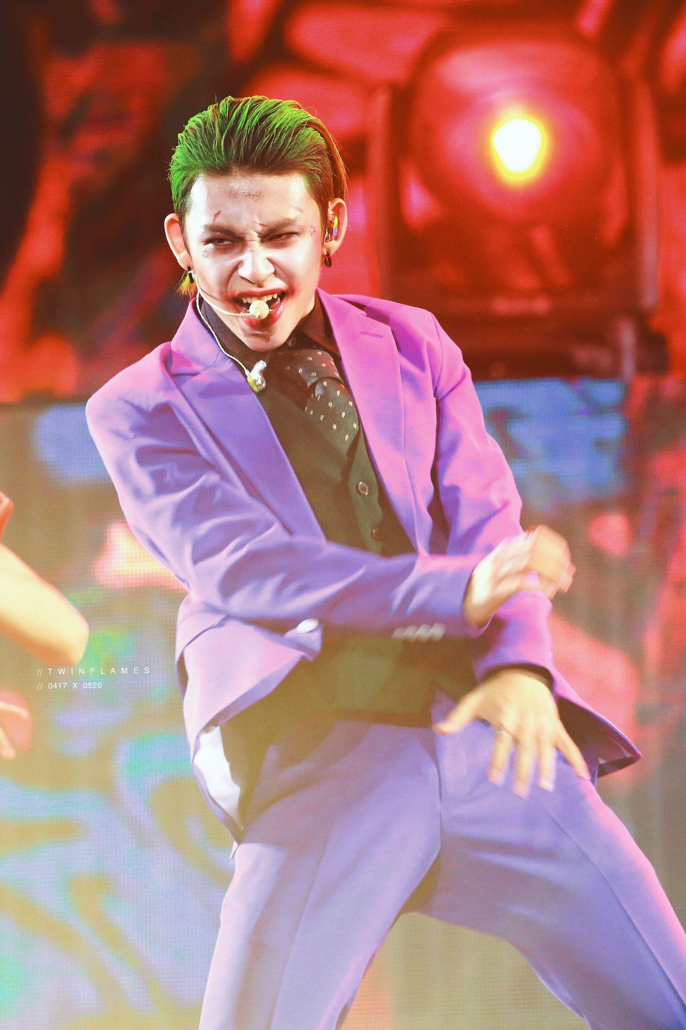 路人或粉丝对于ninepercent武汉场cosplay造型的看法