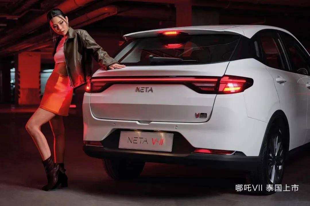 新能源电动车价格战卷王频现哪吒却打响了全球化保卫战