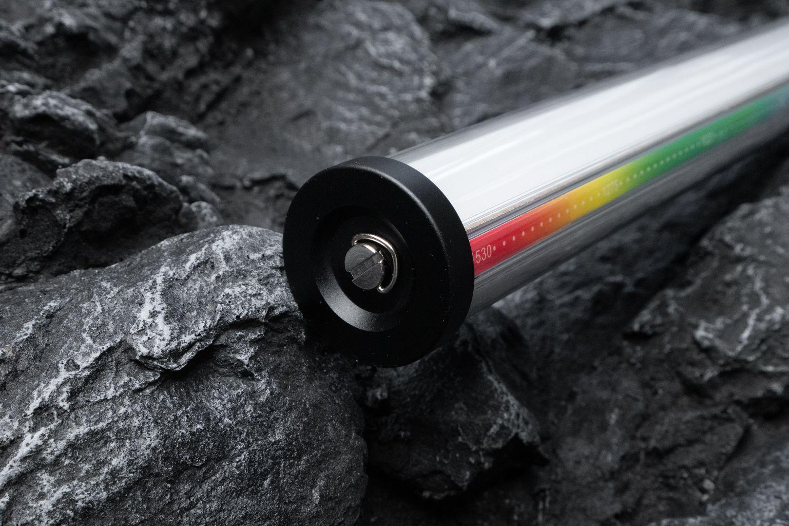 摄影入门一根补光灯就够了品色s24rgb全彩补光棒测评体验