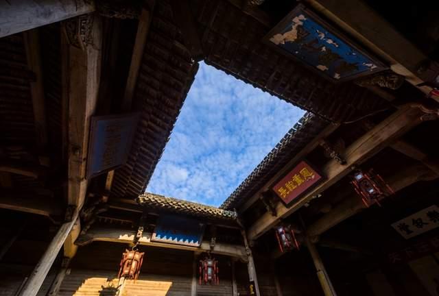 聚水纳福:中国古建筑四水归堂的建筑哲学 - 知乎