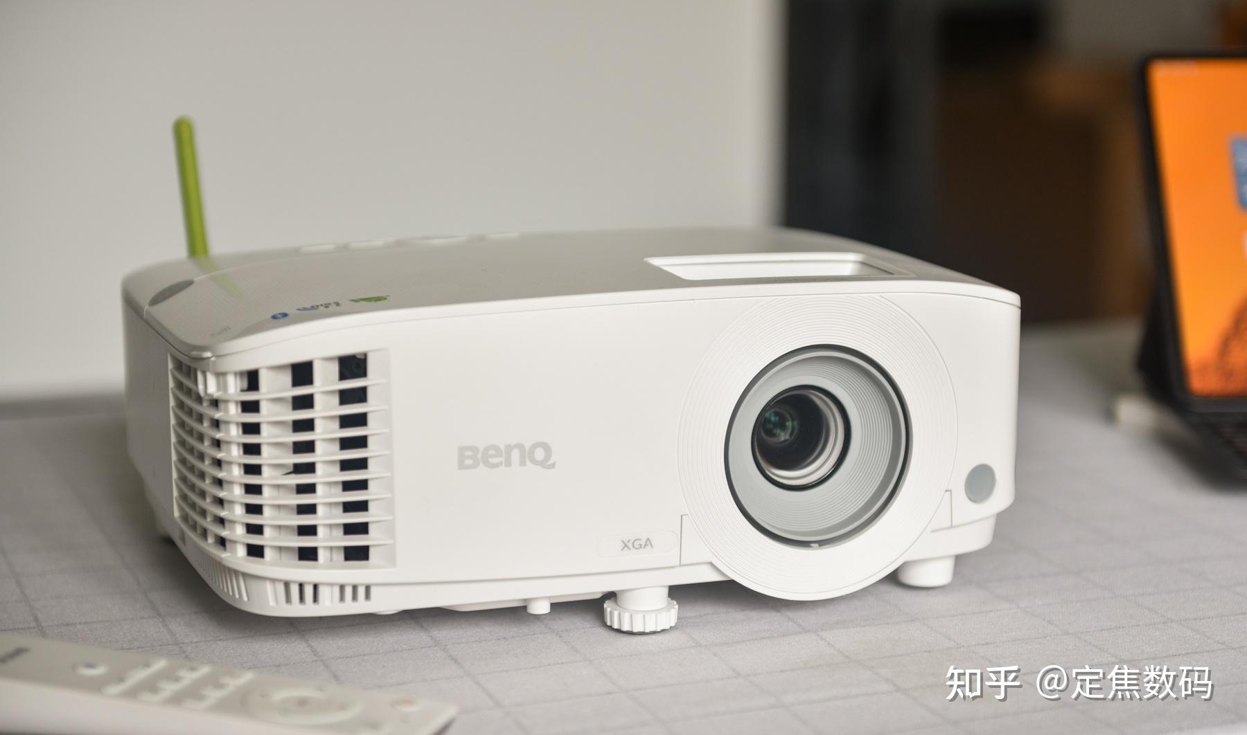 投影教学好帮手入门教育投影仪推荐明基e530智能商务投影仪