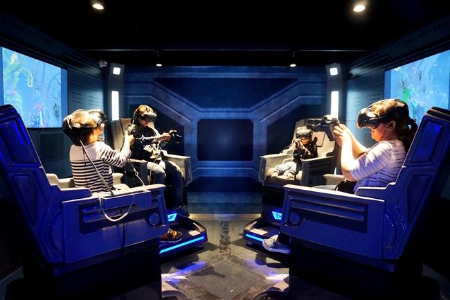 大型vr体验项目星际探险开园1月体验者近两万